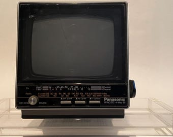 Sale ! 1986 Panasonic TRH-513T Portable Tv Television Ac Dc 4 Way Radio Am Fm as is Vintage Electronics 1980s 80s Free Shipping