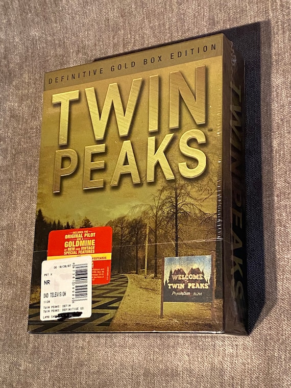 Sale ! FACTORY SEALED W/postcards Gold Box Twin Peaks 2007 Dvd Set