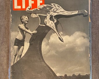 SALE ! 1947 LIFE Magazine August 16, 1937 Young Camper wwii Royals 1930s mid-century USA American World History Deco Free Shipping Rare