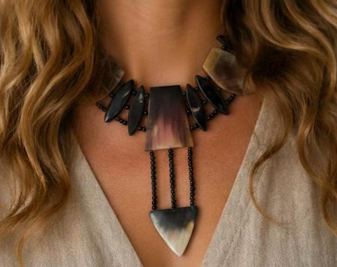 Vintage Horn Statement Necklace Black Tribal Pendant Bib Collar