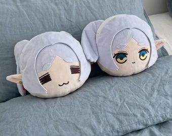 Frieren Plush Pillow - Soft Elf Mage Stuffed Toy, Frieren: Beyond Journey's End Anime Cushion, Cute Otaku Gift & Kawaii Room Decor