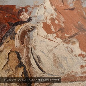 Op de afbeelding: Close-up van een canvas print met dikke penseelstreken in bruin, beige en wit. De textuur van de verf is zichtbaar, waardoor een gevoel van diepte ontstaat. De tekst "Museum-Quality Fine Art Canvas Print" staat onderaan.