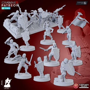 Può includere: Una collezione di figurine in miniatura non dipinte raffiguranti soldati medievali in varie pose. Le figure includono soldati con spade, scudi e stendardi. Le basi delle figure sono larghe 2,5 cm e alte 2,8 cm.