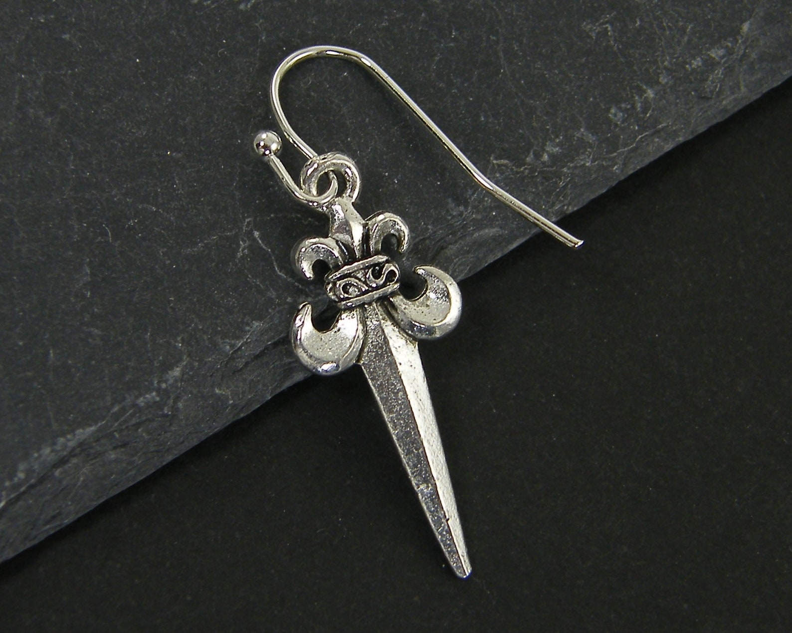 Dagger & Case Garnet Earrings Silver