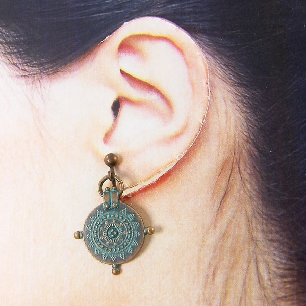 Copper Verdigris Clip on Earrings, Ornate Copper Green Circle Round Starburst Mariner's Compass Verdigris Patina Clip Earring |EC9-7