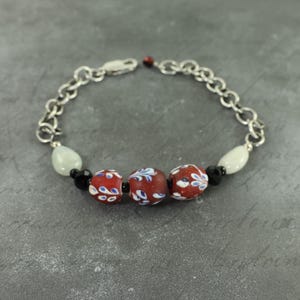 African Trade Bead Bracelet, Red Vintage Bead Bohemian Bracelet, Red Silver Boho Chic Beaded Jewelry Gift for Her |BC2-2