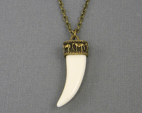 Men S Elephant Tusk Necklace Faux Ivory Claw - Ivory Tusk Pendant Necklace