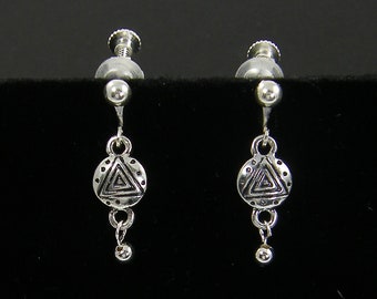 Small Silver Clip on Earrings, Tiny Silver Triangle Little Dangle Screw Back Earrings |EC3-1