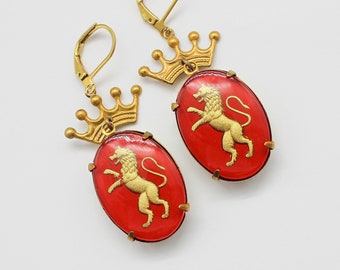 Red & Gold Vintage Preciosa Lion Intaglios Picture Stones And Crowns Assemblage Dangle Earrings