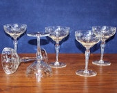 Lovely Set of 6 Vintage Star Flower Champagne Glasses Notched Stem Leaf Foot