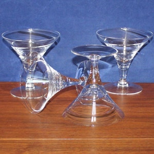 Vintage Set of 4 Swirl Cut Cocktail / Martini Glasses