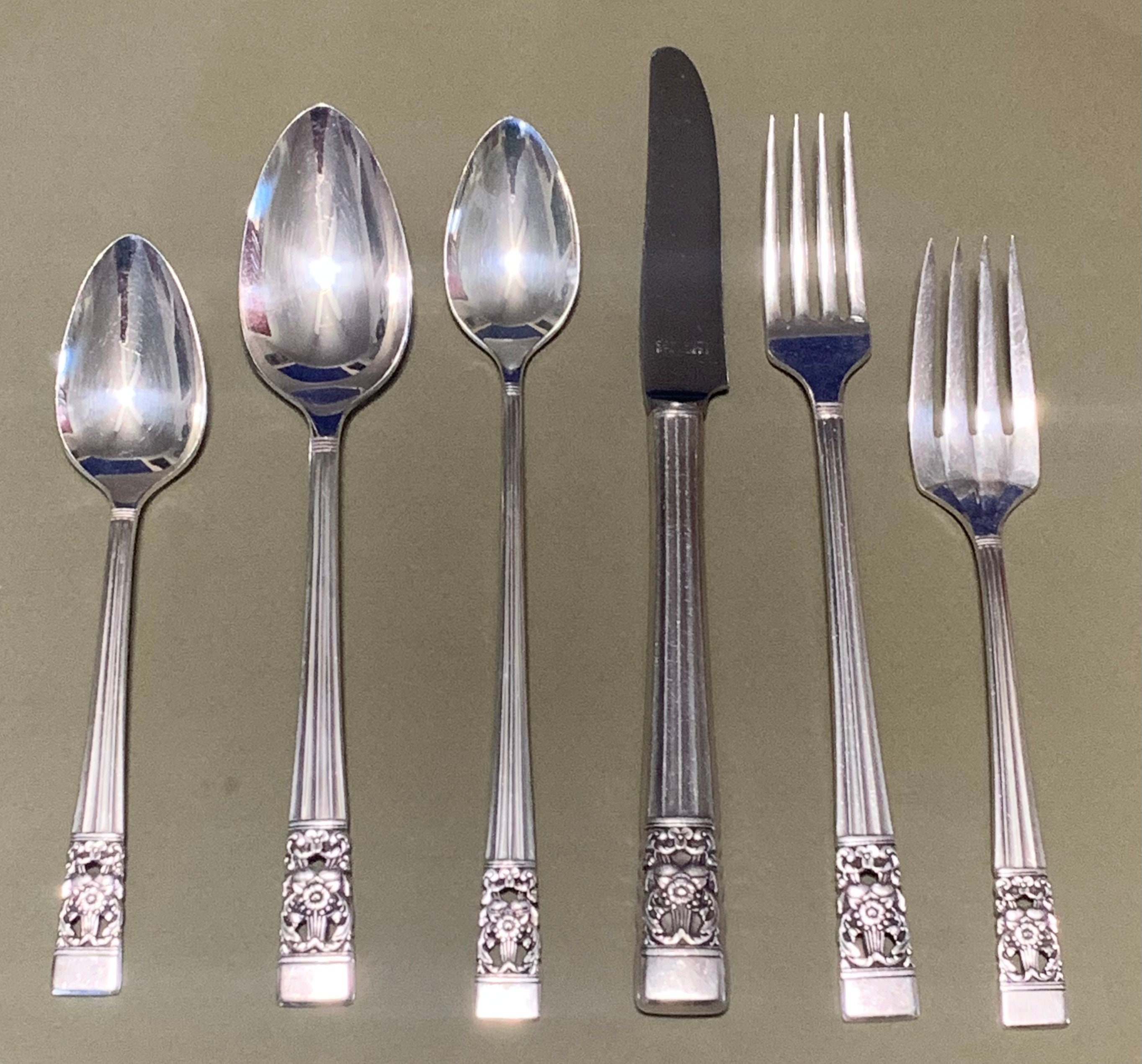 Oneida coronation deals