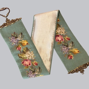 Sweet Vintage Handmade Teal Floral Bell Pull