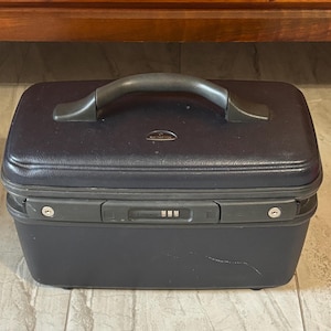 Vintage Samsonite Deep Blue Gray Train Case Travel Bag