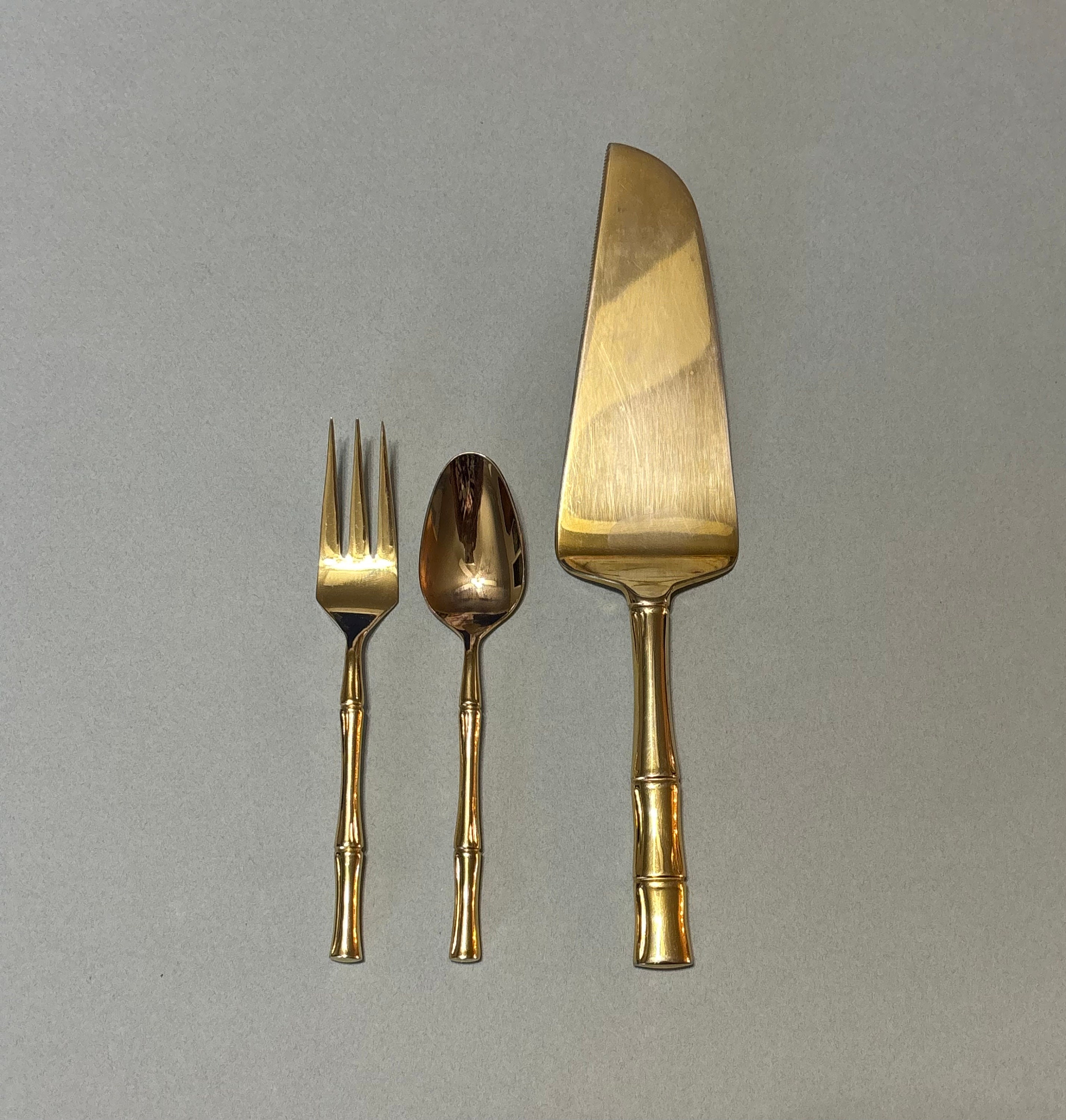 Rogers Gold Flatware - Etsy Vtg Rogers Co Stainless Gold Tone Service for 4 Flatware Spoons Knives Forks 24 main image 0