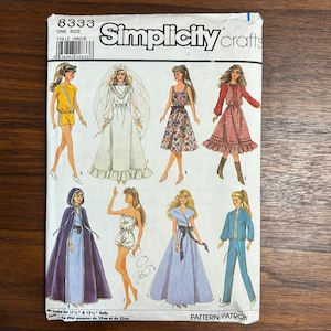 Vintage Simplicity Crafts Pattern 8333 Wardrobe for 11-1/2 Inch Dolls and 12 1/2 Dolls