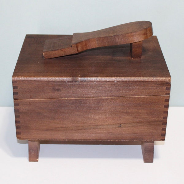 Vintage Handmade Shoe Shine Box