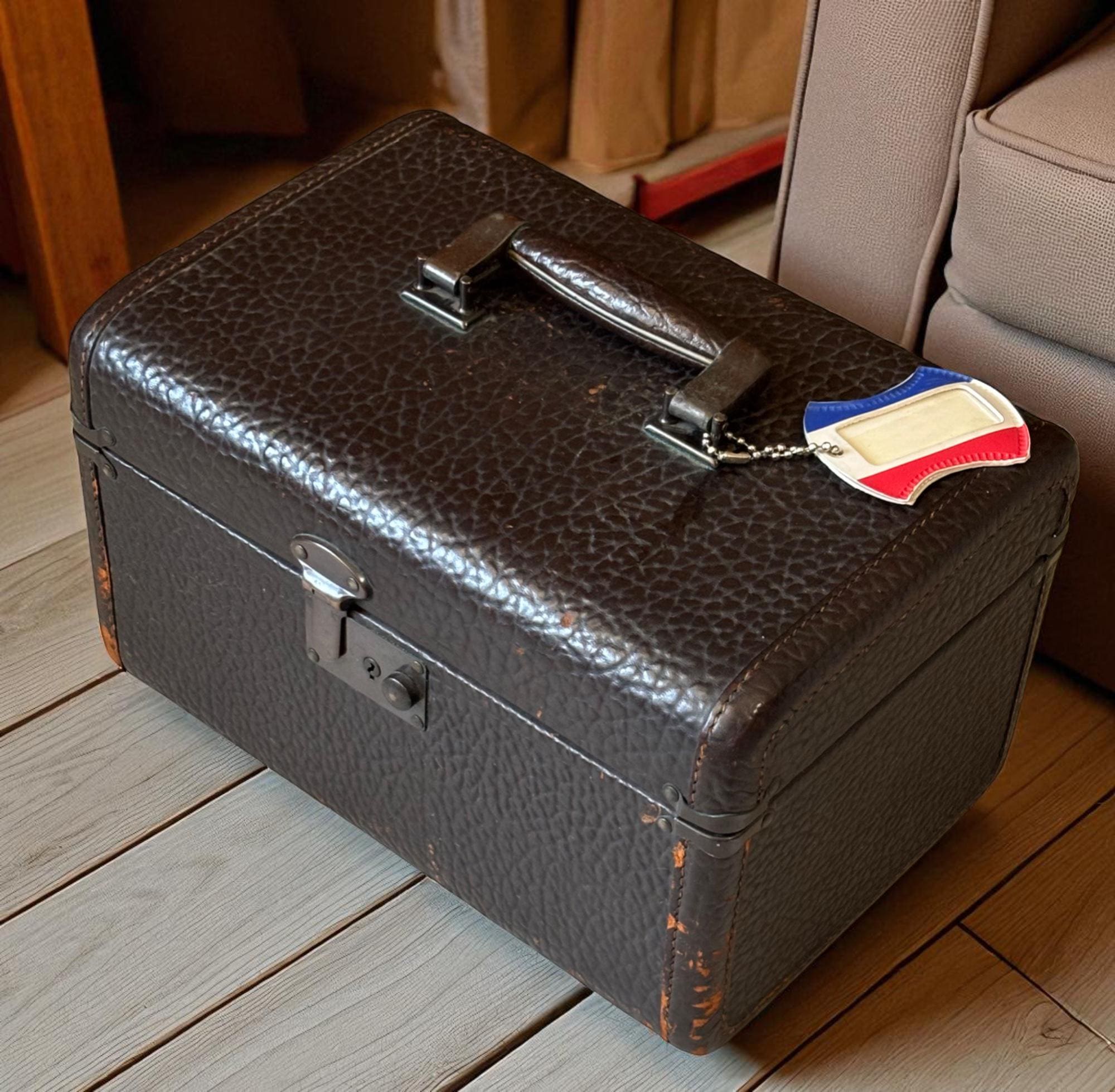 Vintage Dark Brown Leather Train Case: Wood Suitcase, Makeup