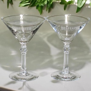 Beautiful Pair of Vintage Stardust Pattern Beefeater Martini Glasses Fluted Knob Stem
