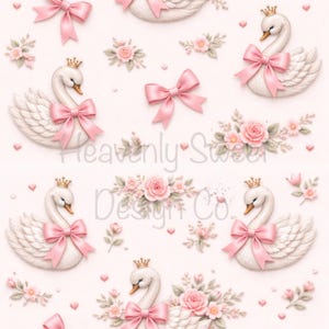Peut inclure: Motif répété de cygnes blancs avec des couronnes dorées et des nœuds roses, entourés de roses et de nœuds roses sur fond rose clair. Le texte "Heavenly Sweet Design Co." est également présent.