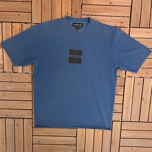 T-shirt Classic à manches courtes. Décolleté en V. Rayures. | T-Shirts