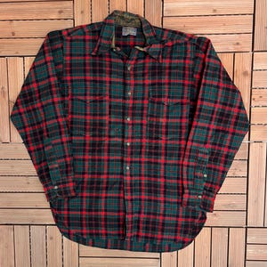 Pendleton 100% Virgin Wool Plaid Vintage 90s Red Button Down Flannel Shirt Size Large