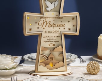 Croix de Première Communion Personnalisée en Bois – Éclairage LED Doux et Élégant – Gravure Unique pour un Cadeau Intemporel