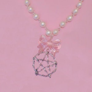 cute pentagram and pearl necklaces