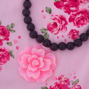 Hime rose necklaces pink-black ~ kawaii hime gyaru