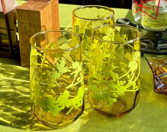 Vintage Set of 3 Federal 13oz Green Ombré Botanical Amber Glasses