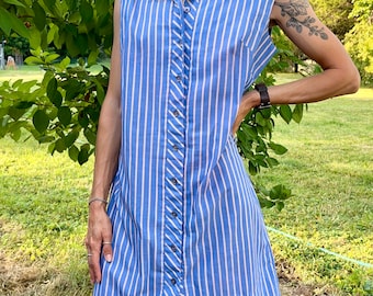 Vestido camisero abotonado de rayas azules estilo country vintage