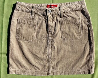 Vintage 2000's Unionbay Tan Corduroy Skirt