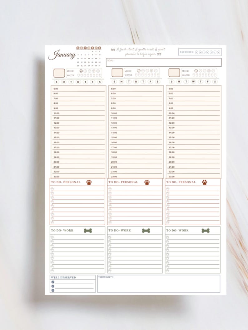 Pode incluir: Uma p&aacute;gina de planejador bege e branca sem data para janeiro, com um calend&aacute;rio, hor&aacute;rio di&aacute;rio e se&ccedil;&otilde;es para metas, humor, ingest&atilde;o de &aacute;gua e acompanhamento de exerc&iacute;cios. Inclui listas de "Tarefas" e espa&ccedil;o para anota&ccedil;&otilde;es.