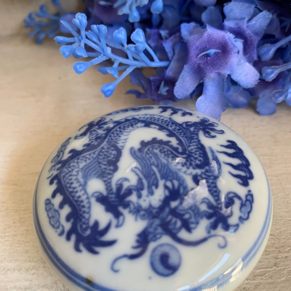 Chinese Dragon Chop Pot. With Ink