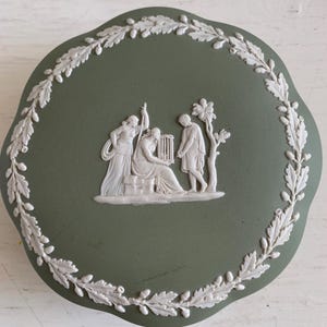 Wedgwood Green Jasperware Cushion Trinket Box