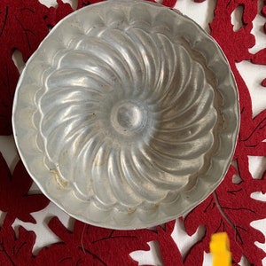 Gelatin Molds - Various Styles - Vintage Cuties