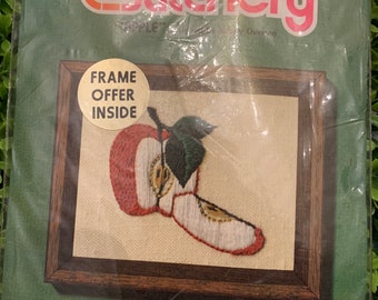 Jiffy Stitchery Crewel Apple kit