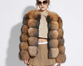 Manteau en fourrure de renard croix dorée : veste de luxe faite main pour femme