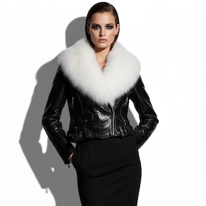 Echtes Pythonleder für Damen aus echtem Fuchspelzkragen schwarze exotische Bikerjacke