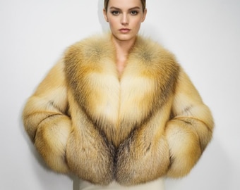 Futro z lisa Golden Island: luksusowa, ręcznie robiona kurtka damska