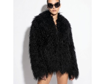 Veste noire en fourrure d'agneau de Mongolie luxueuse | Manteau d'hiver tibétain naturel à poils longs en peau de mouton bouclée