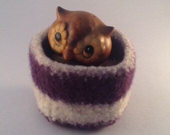 felted wool bowl, felted wool container, wool basket, desktop storage, jewelry holder, square shaped plum and cream colored