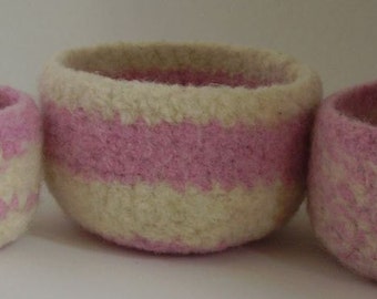 felted  wool  bowls 3  nesting containers berry & cream