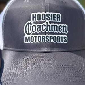 カスタム3Dロゴ入りトラッカースナップバックハット（最大2色まで）