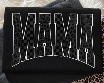 Mamma PNG, svart leopardmama PNG, varsity mamma-skjortadesign, trendig mamma-sublimering PNG
