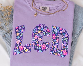 Diseño PNG de camiseta floral de primavera para enfermera de parto y alumbramiento, regalo para enfermera de parto y alumbramiento, agradecimiento a la enfermera, descarga instantánea por sublimación de flores