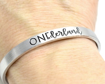 Onederland Bracelet - Skinny Cuff - Diet Gift - NSV - Weight Loss Gift - Under 200 Pounds - Ketogenic Diet - Keto - VSG Gift