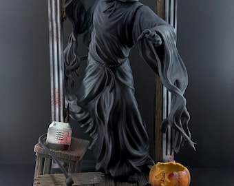 Ghostface Resin Statue | 1/6-1/12 Scale, Hand-Painted Fan Art