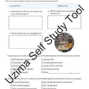 Pode incluir: Um rastreador de notas e hábitos estudantis com solicitações de notas, aulas e hábitos. Inclui caixas de seleção para fatores de sucesso, como fazer anotações e frequentar aulas de reforço. Apresenta uma foto de uma pessoa estudando em uma biblioteca.