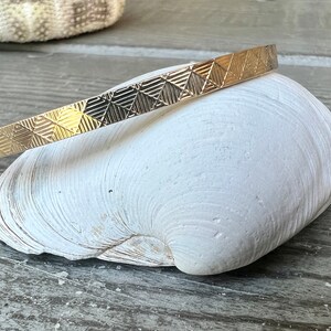 Gold Bangle - Diamond Pattern